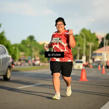 Runner Photo 8042042