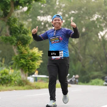 Runner Photo 8042076