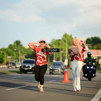 Runner Photo 8042077