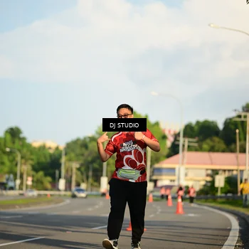 Runner Photo 8042415