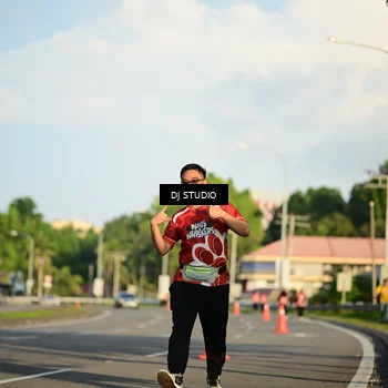Runner Photo 8042418