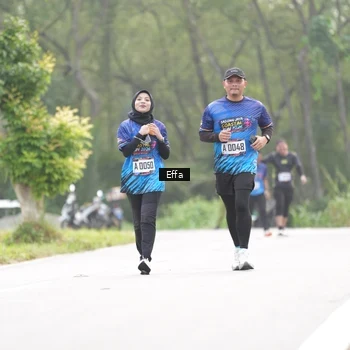 Runner Photo 8042460