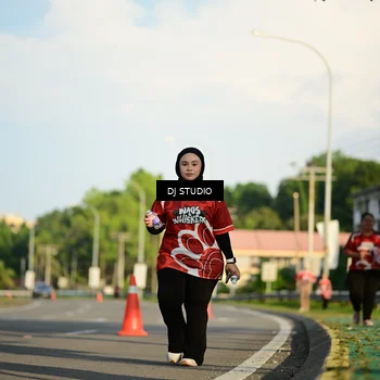 Runner Photo 8042555