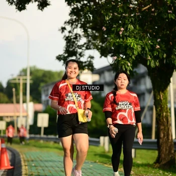 Runner Photo 8042701
