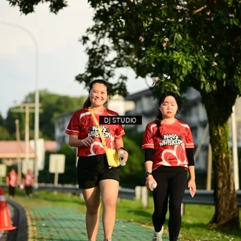 Runner Photo 8042707