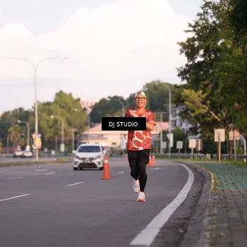 Runner Photo 8042762