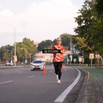 Runner Photo 8042772