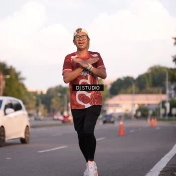 Runner Photo 8042774