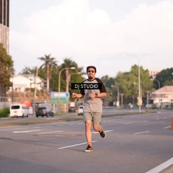 Runner Photo 8042777