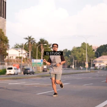 Runner Photo 8042782