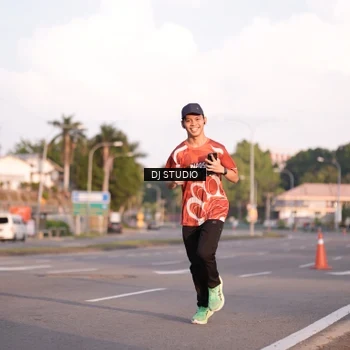Runner Photo 8042802