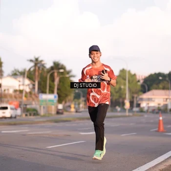 Runner Photo 8042808