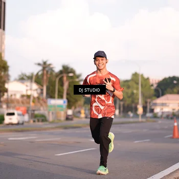 Runner Photo 8042810