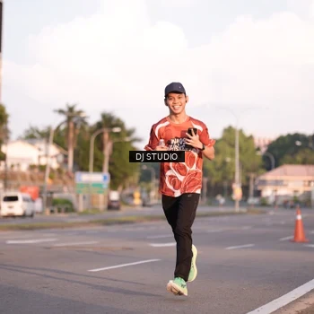 Runner Photo 8042813