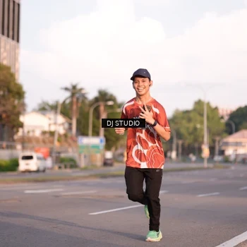 Runner Photo 8042816