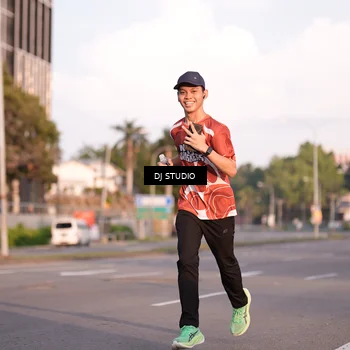 Runner Photo 8042823