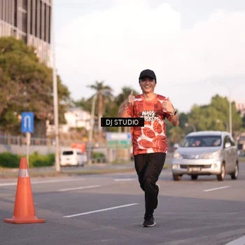 Runner Photo 8042825