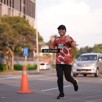Runner Photo 8042834