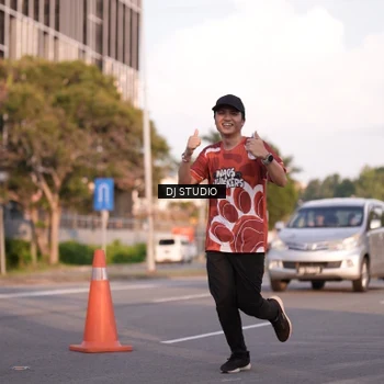 Runner Photo 8042838