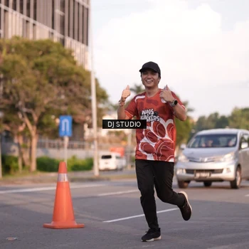 Runner Photo 8042840