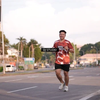 Runner Photo 8042844