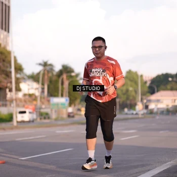 Runner Photo 8042860