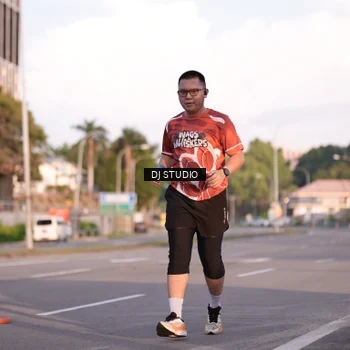 Runner Photo 8042863