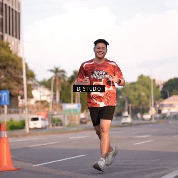Runner Photo 8042864