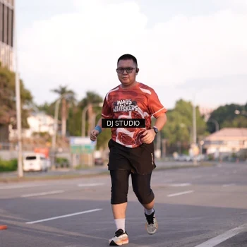 Runner Photo 8042867