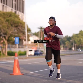 Runner Photo 8042869