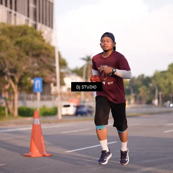 Runner Photo 8042873