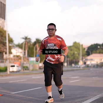 Runner Photo 8042874
