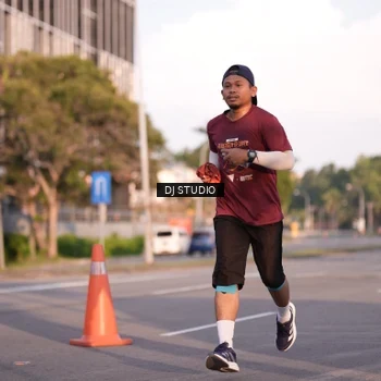 Runner Photo 8042876