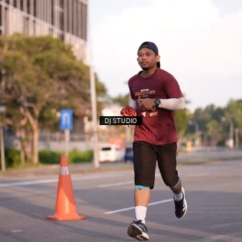 Runner Photo 8042878