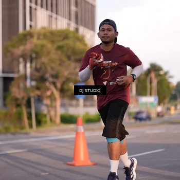 Runner Photo 8042883
