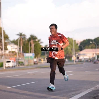 Runner Photo 8042889