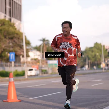 Runner Photo 8042898