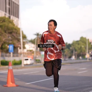 Runner Photo 8042906