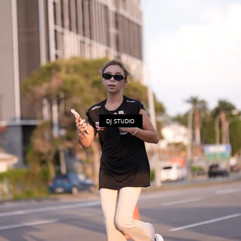 Runner Photo 8042931