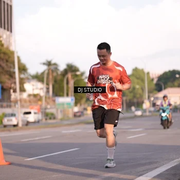 Runner Photo 8042932