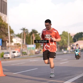 Runner Photo 8042933