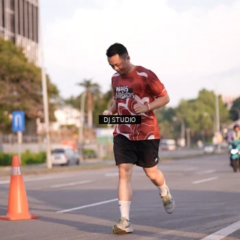 Runner Photo 8042941