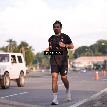 Runner Photo 8042951