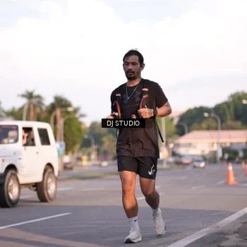Runner Photo 8042954