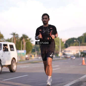 Runner Photo 8042955
