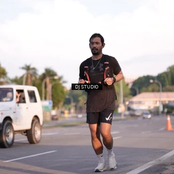 Runner Photo 8042956