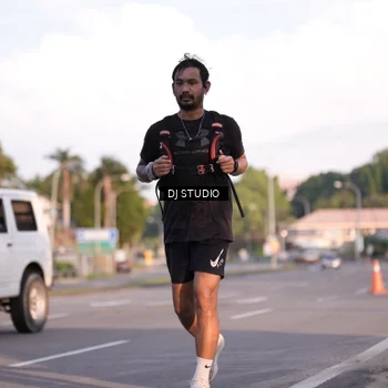 Runner Photo 8042958