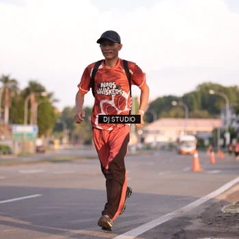 Runner Photo 8042973