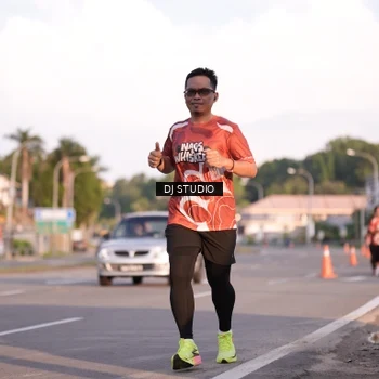 Runner Photo 8042980
