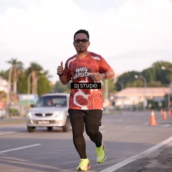Runner Photo 8042984